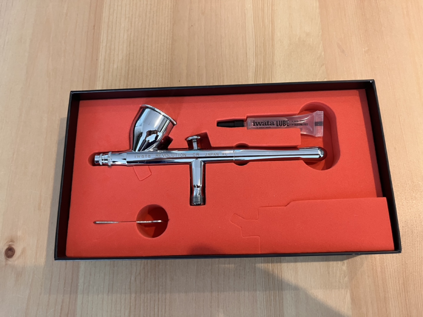 Iwata Revolution HP-CR Airbrush