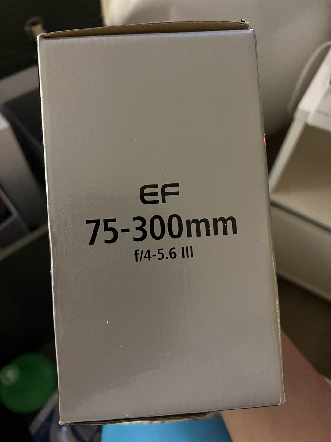 Canon EF 75-300mm f/4-5.6 III Lens - photo 4