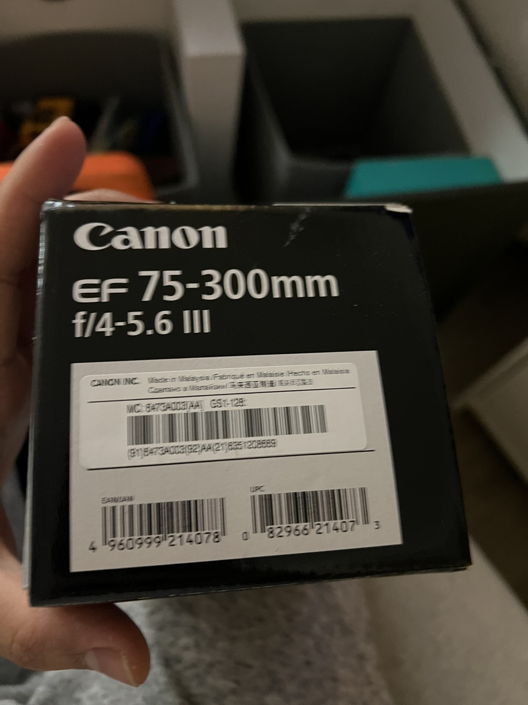 Canon EF 75-300mm f/4-5.6 III Lens - photo 3
