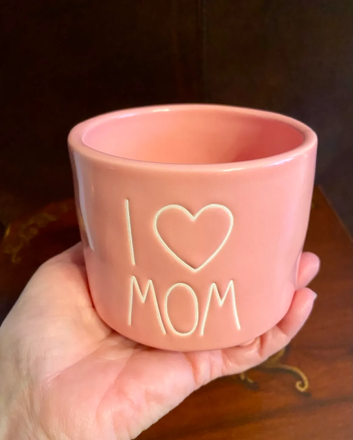 Rae Dunn I Love Mom Planter image indicator(5)