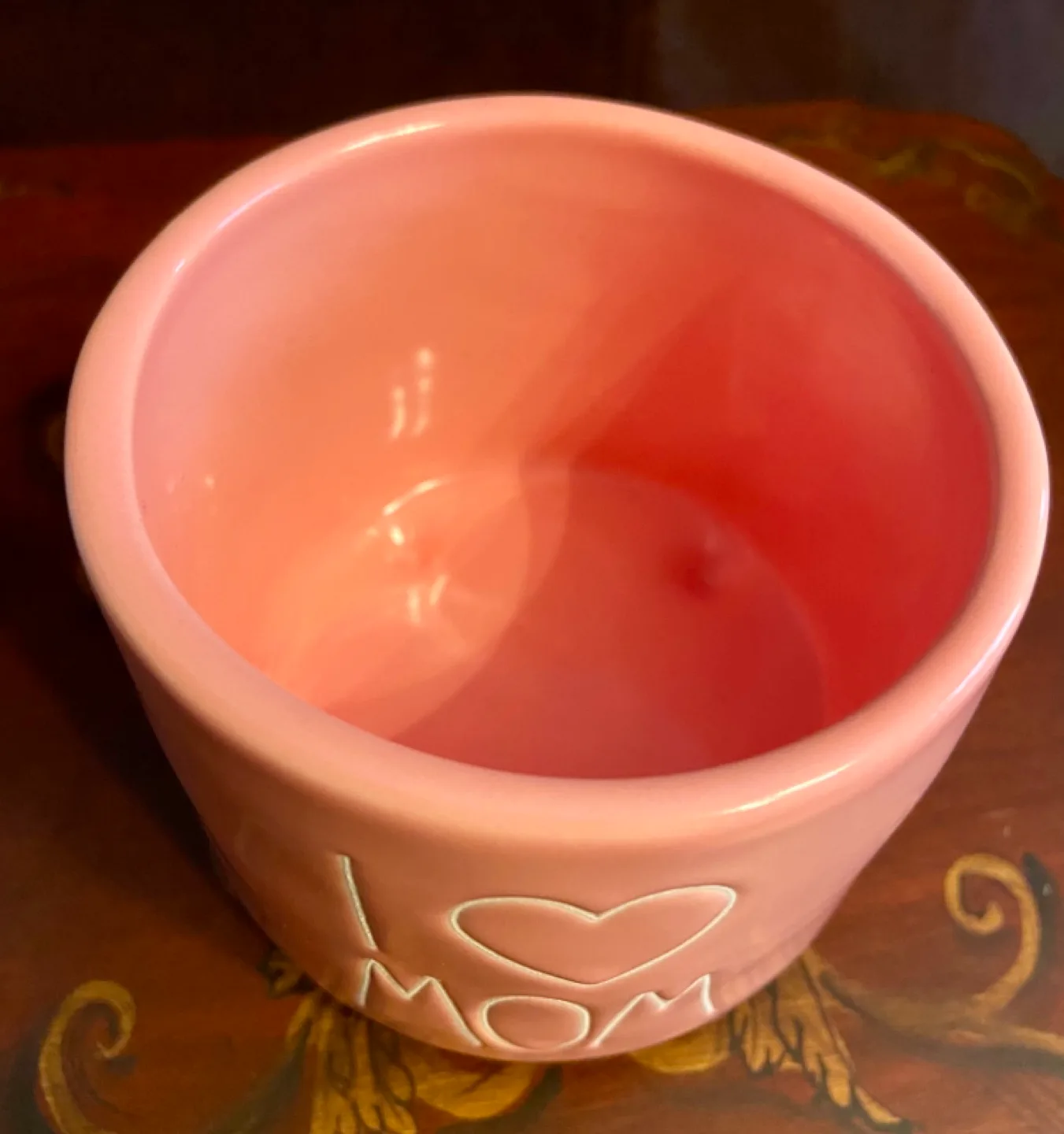 Rae Dunn I Love Mom Planter image indicator(2)