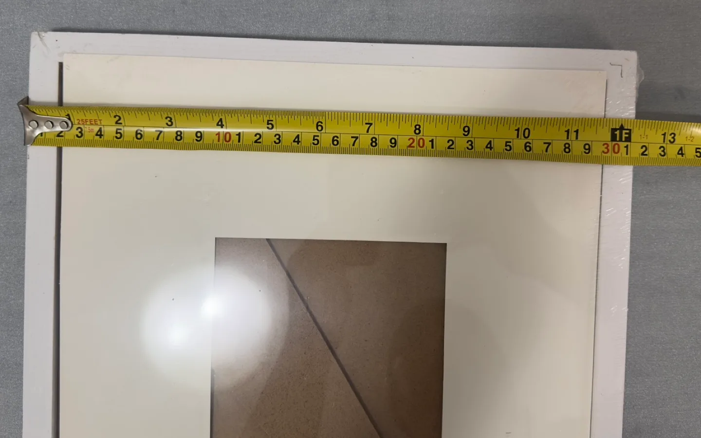 White Picture Frame 12x16 image indicator(4)