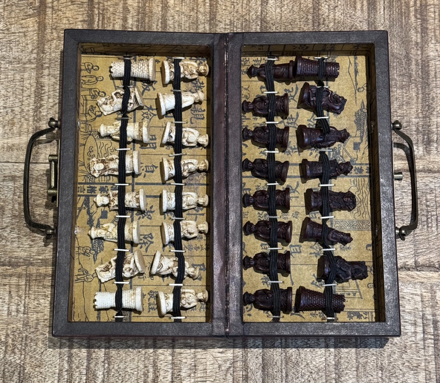 Chinese Chess Set with Dragon Design - photo 2
