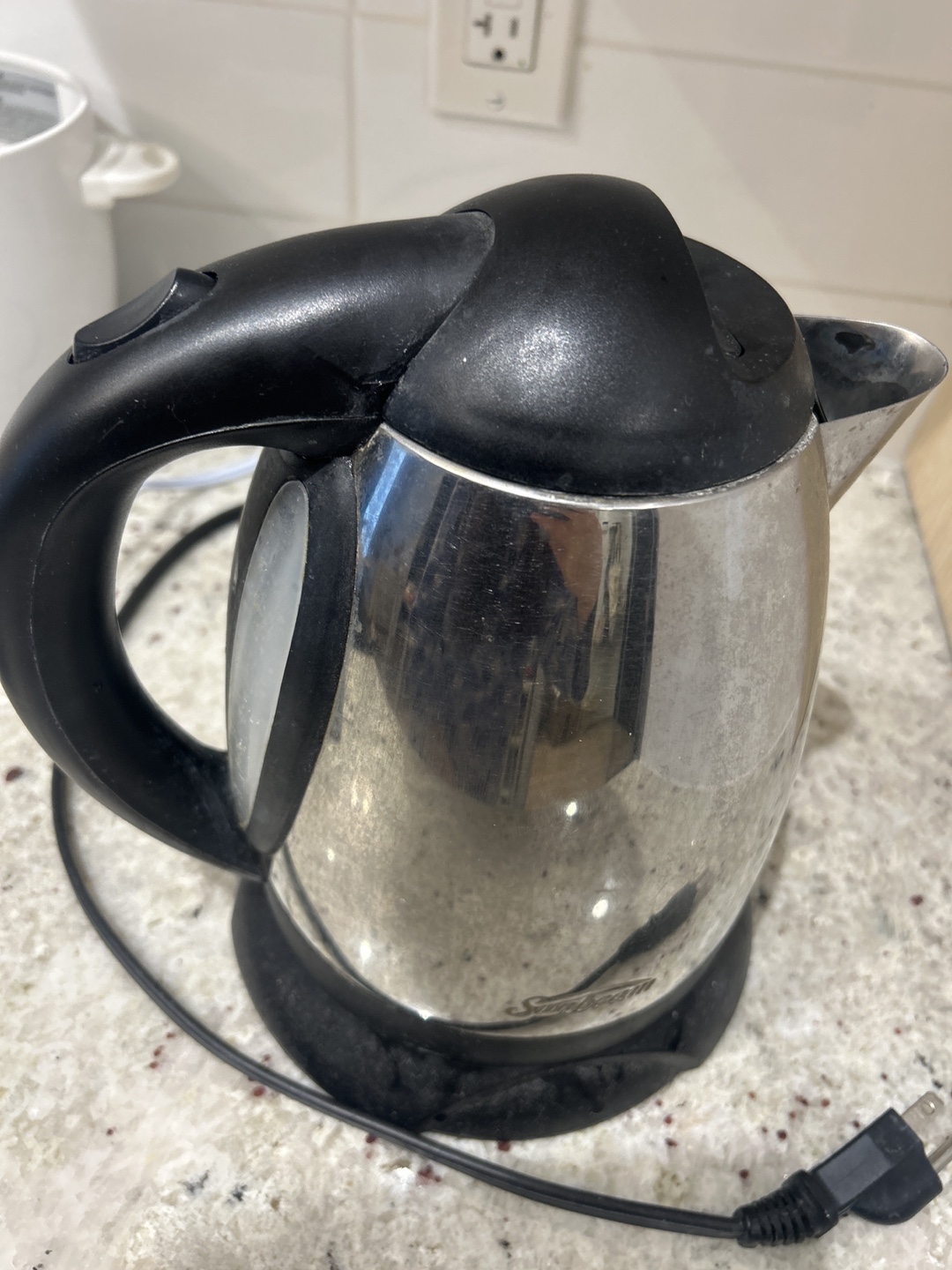 Sunbeam Electric Kettle - photo 3