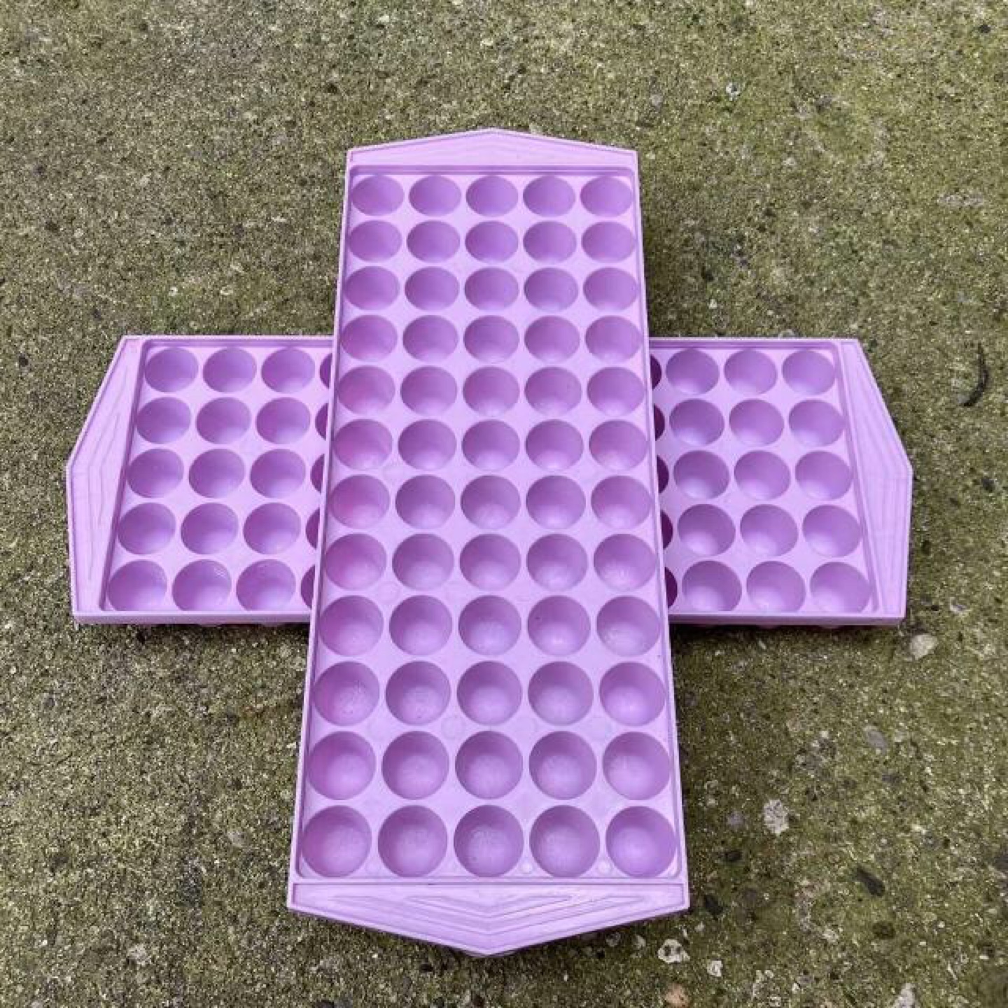 Ice cube tray
