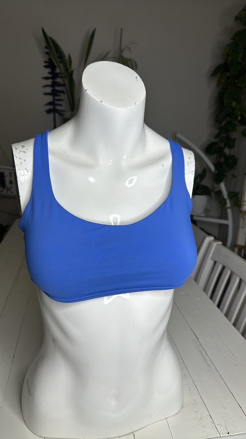 3 Lululemon Like New  Bikini/bra Tops - photo 3