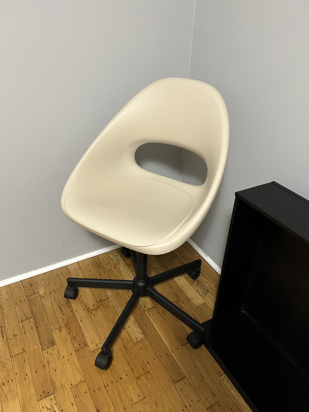 IKEA Swivel Chair - LOBERGET / MÅLSKÄR