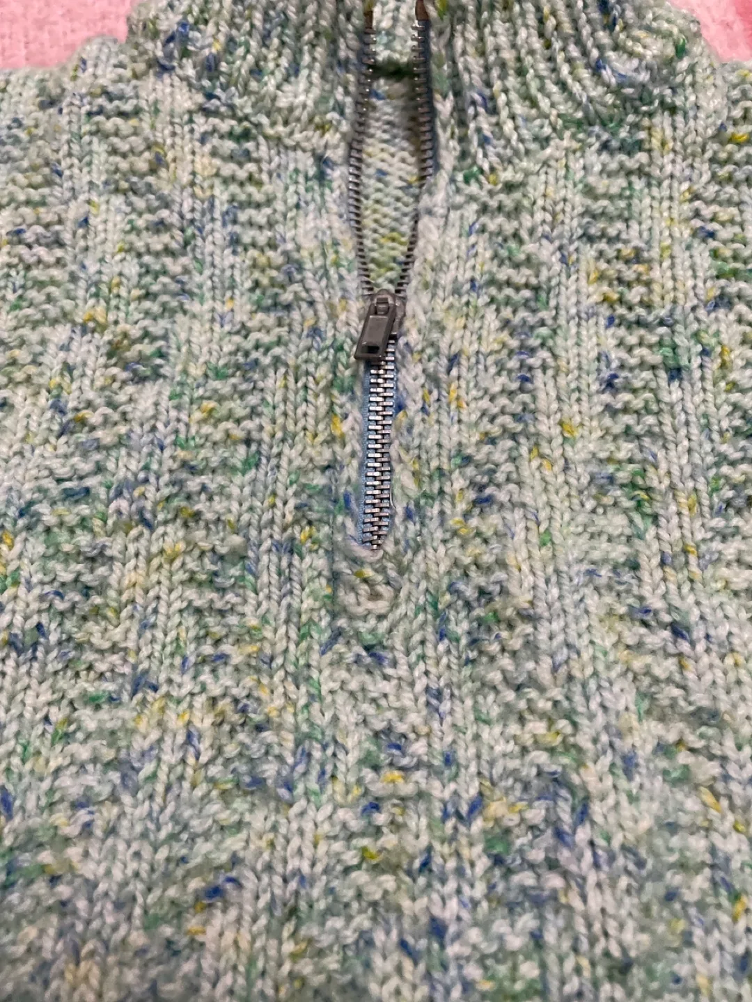 Kids Green Sweater like new age 5-6 image indicator(3)