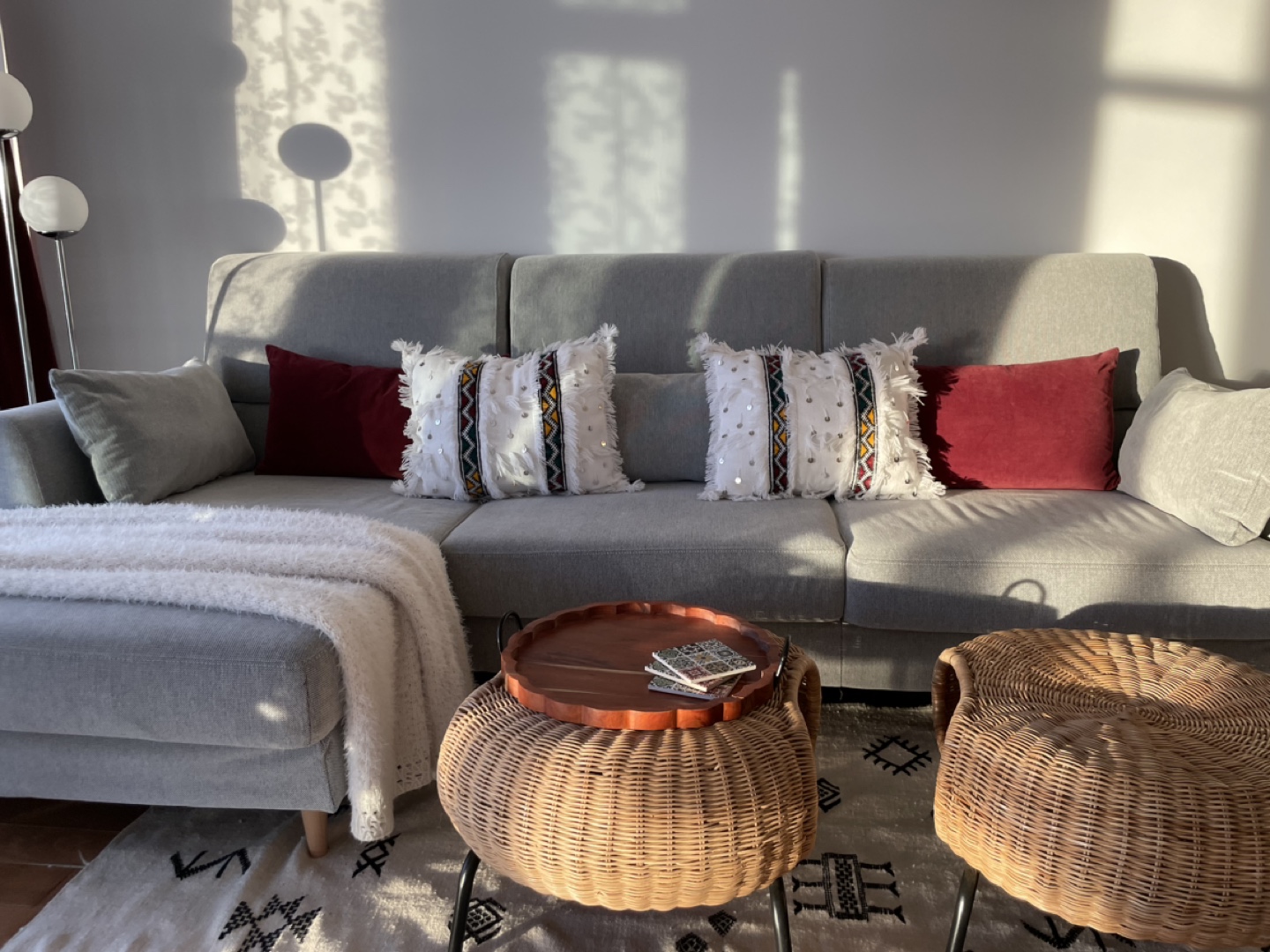 Wicker Ottoman with Metal Legs - photo 3