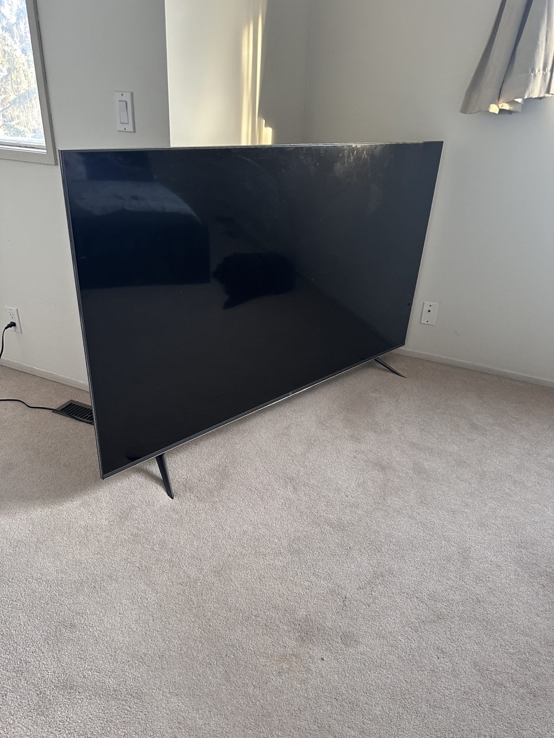 Amazon Fire TV 75'' Omni Series 4K Smart TV with Dolby Vision - photo 2