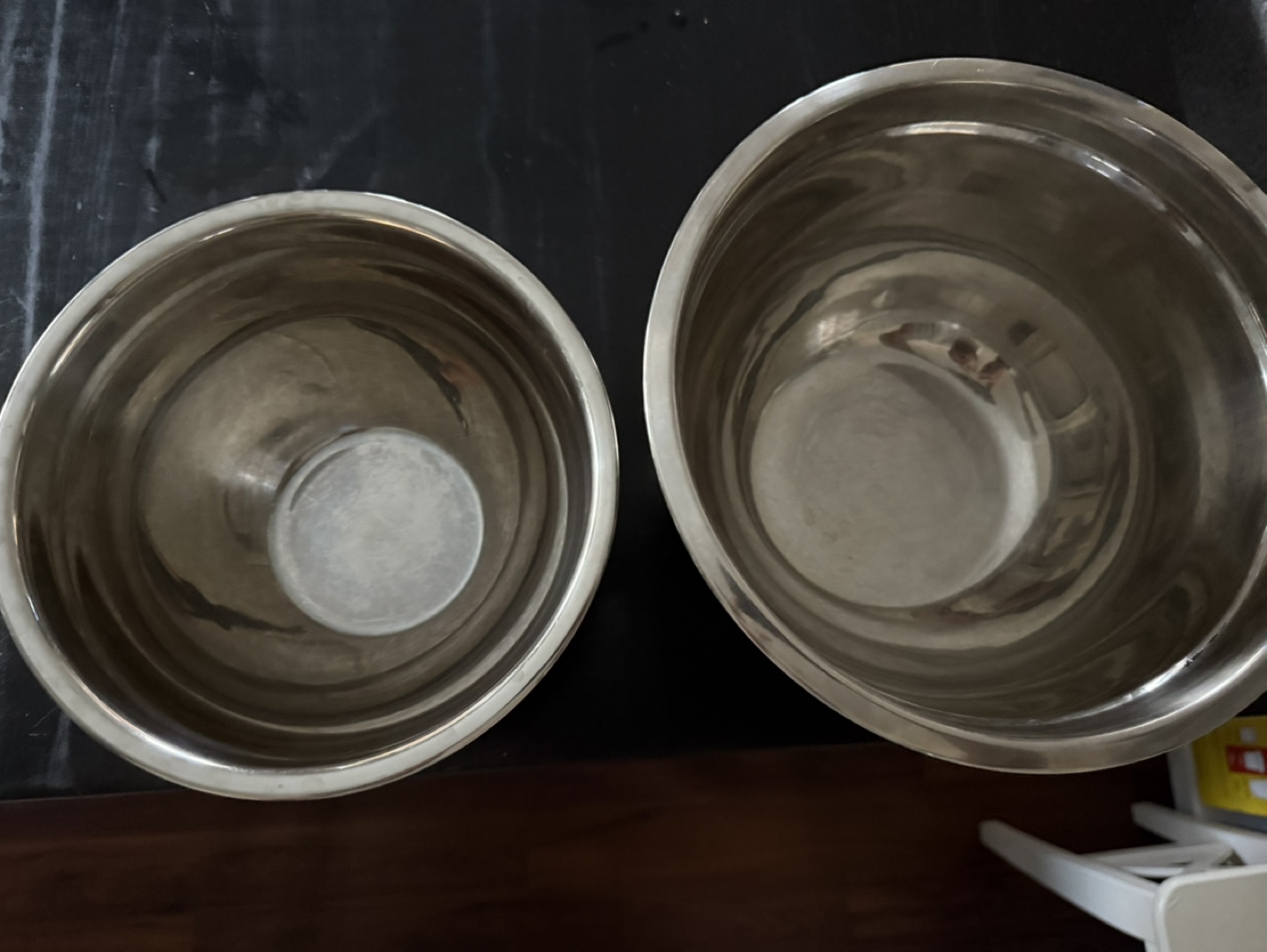 Set of 2 Stainless Steel Mixing Bowls - photo 3