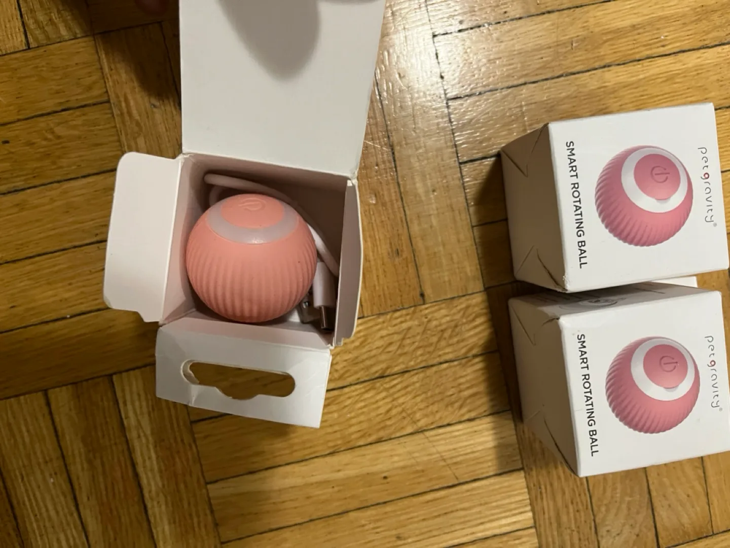 Petgravity Smart Rotating Ball Cat Toy image indicator(2)