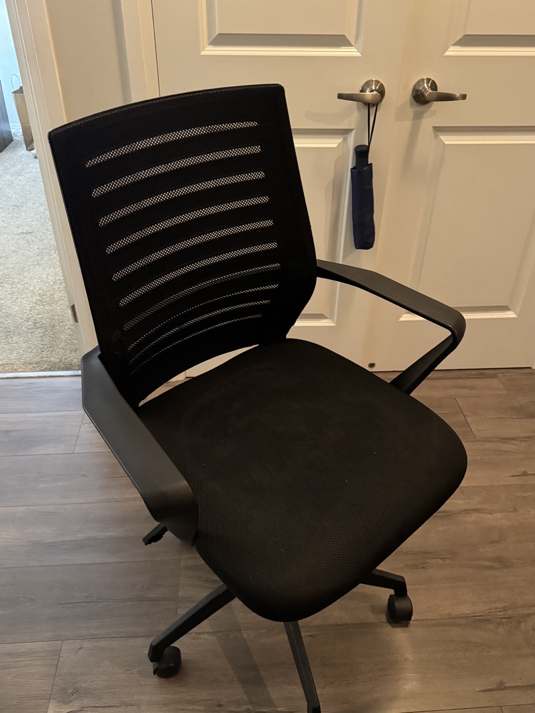 Black Mesh Office Chair