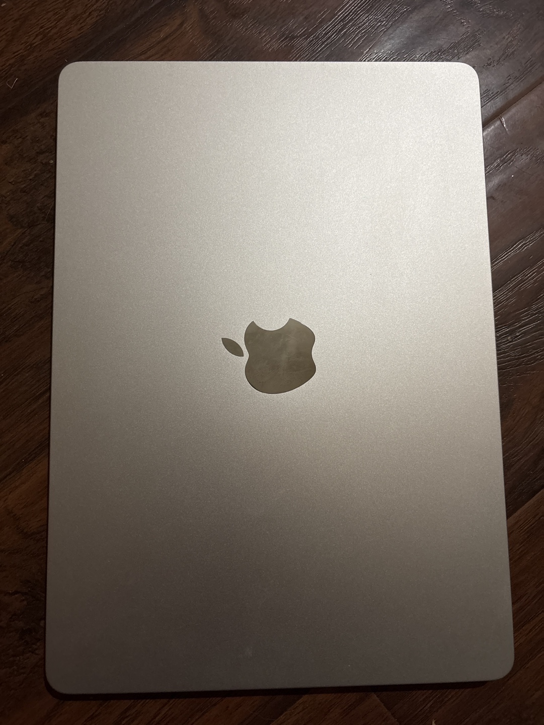 MacBook Air M3 chip / 512GB SSD / 8GB RAM