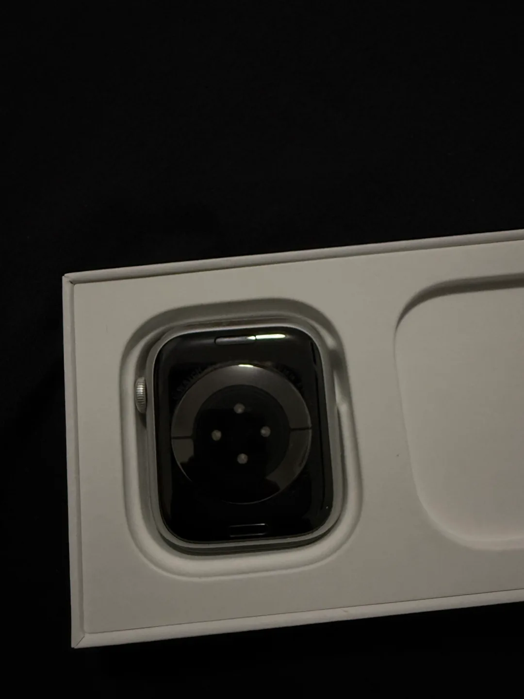 Apple Watch Series 8 GPS image indicator(4)