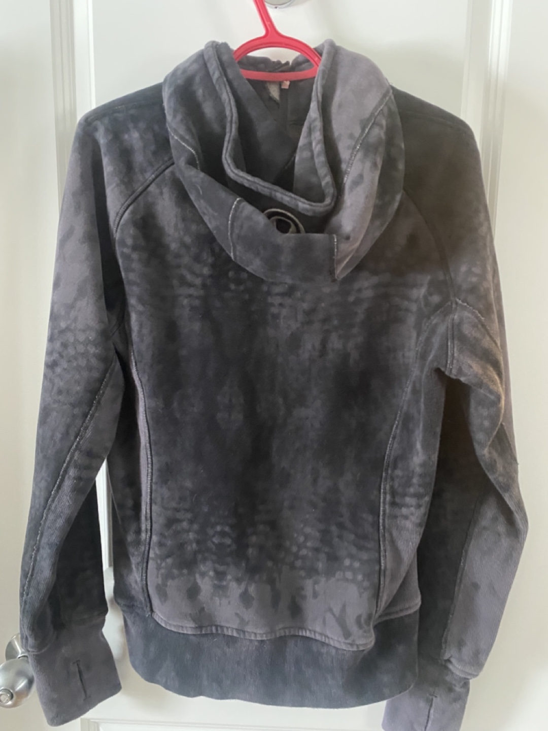 Lululemon Scuba Hoodie size 12 - photo 2