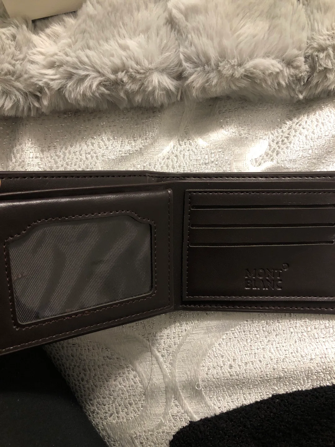 Brown bifold Wallet image indicator(2)