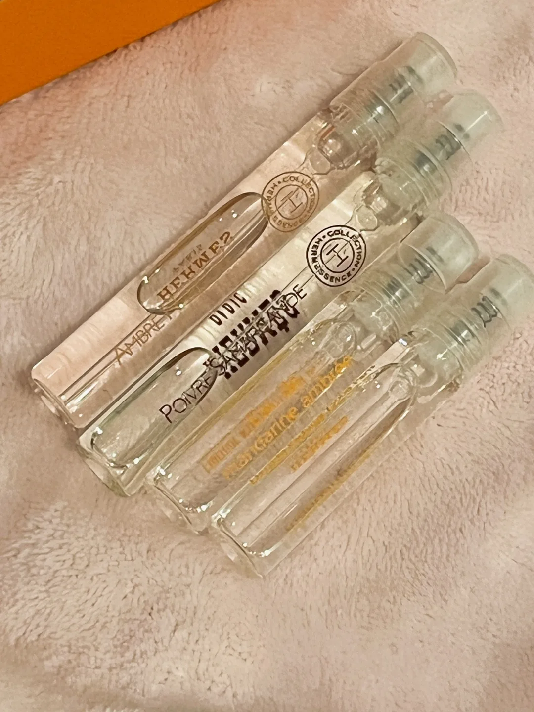 Hermes gift set image indicator(4)