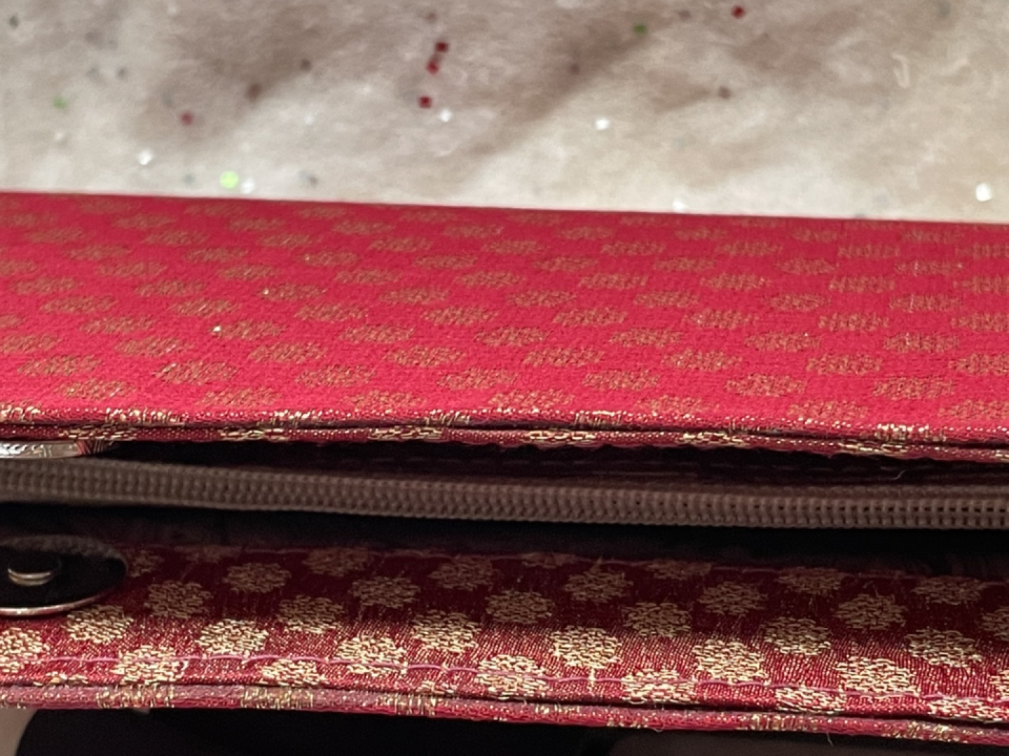 Large Red and Gold Wallet - photo 3