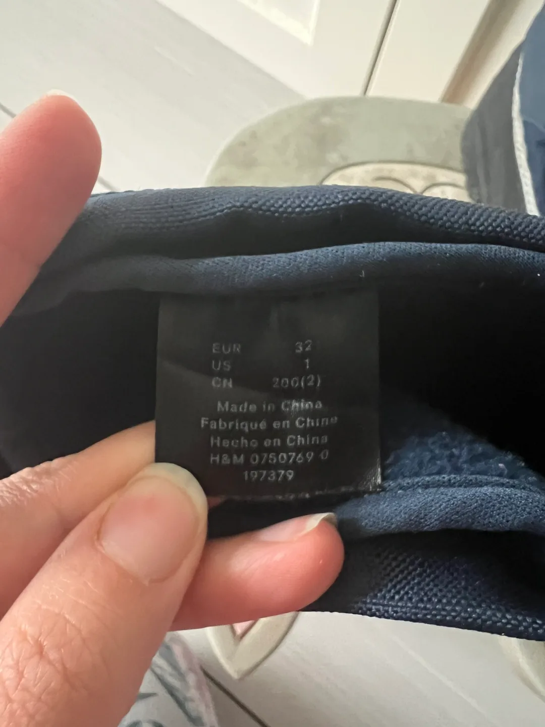 H&M Kids Winter Boots Size 1 image indicator(4)