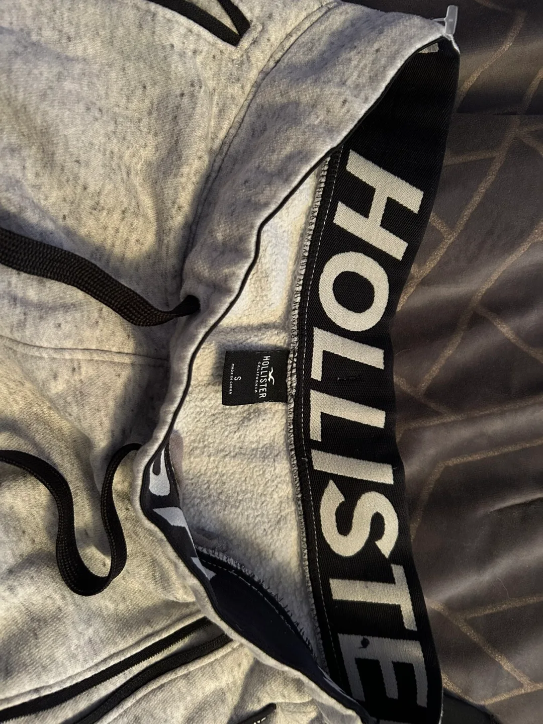 Hollister Grey Jogger Pants image indicator(2)