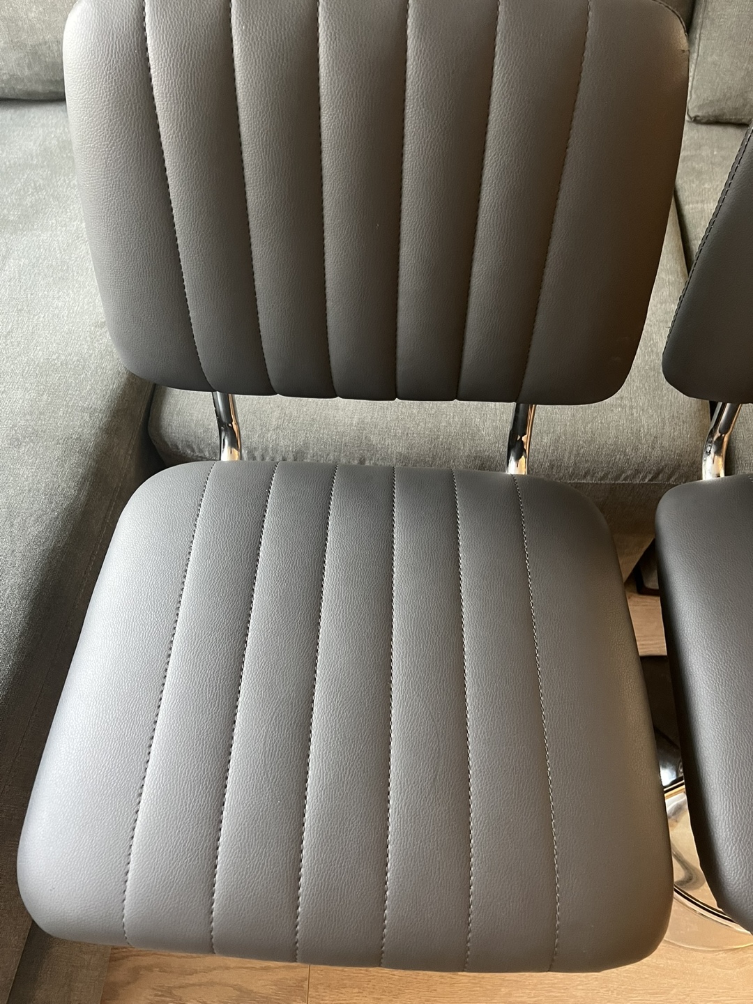 Pair of Bar Stools - photo 3