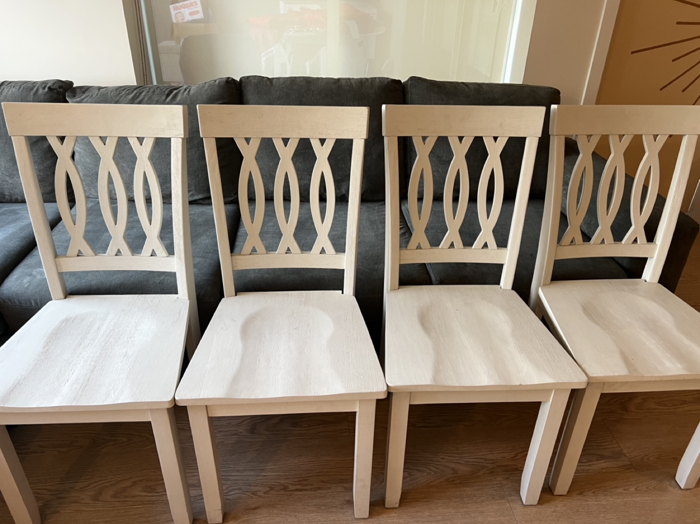 Table and Chairs - photo 4