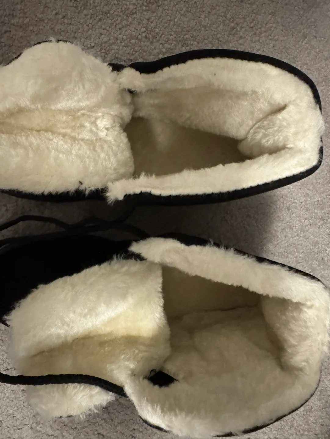 Brand New Black Fur Lined Winter Boots image indicator(3)