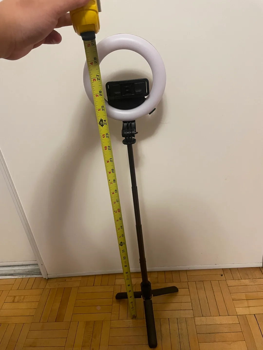 Selfie Ring Light with Tripod Stand image indicator(2)