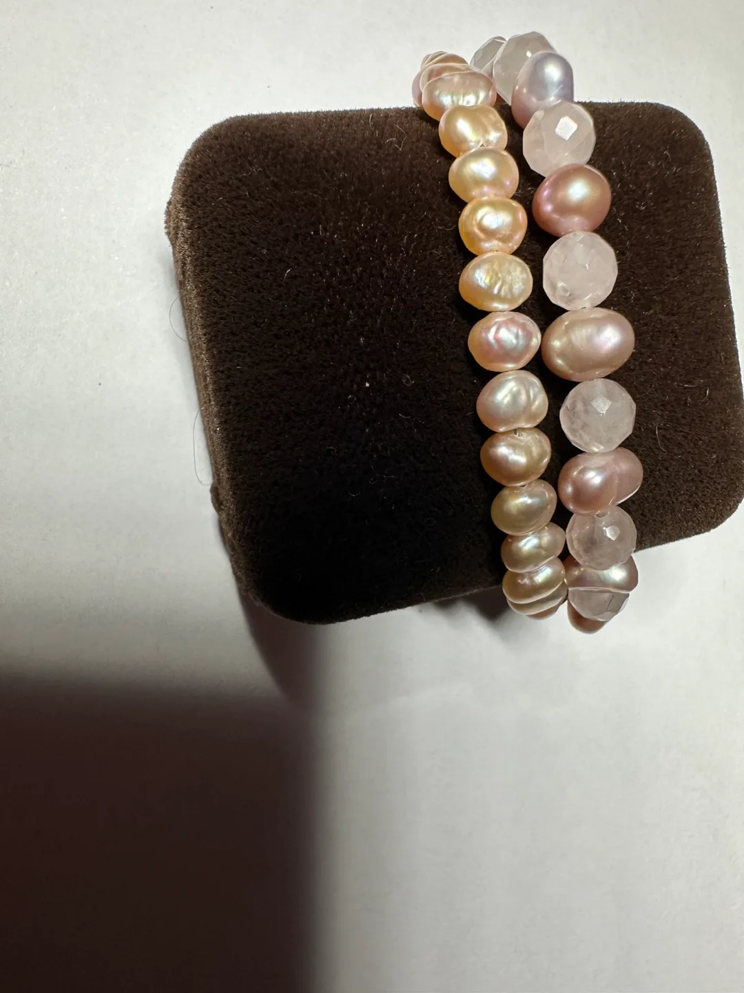 Pink Pearl and Rose Quartz Bracelet image indicator(2)