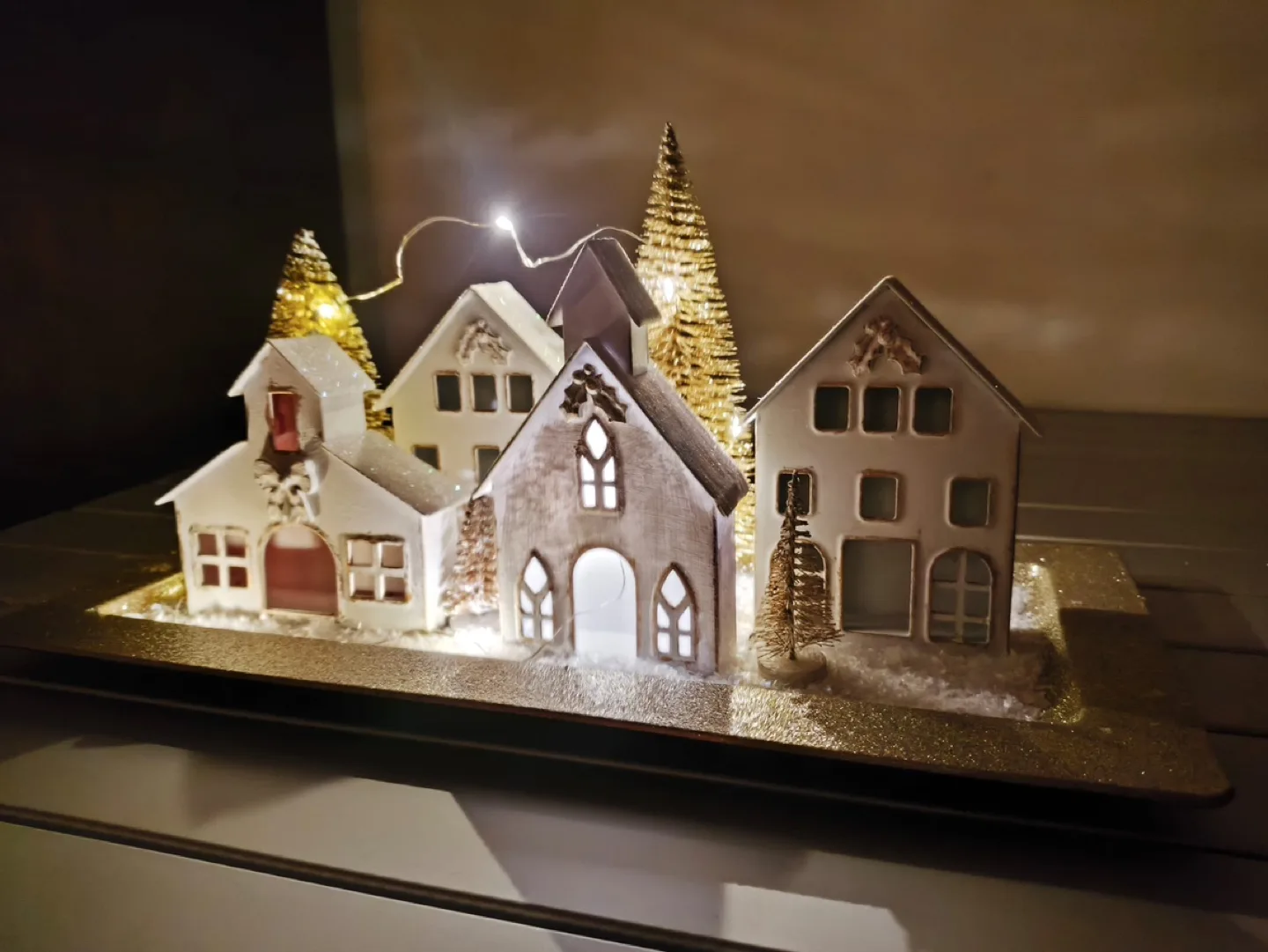 Christmas Village Decoration handmade image indicator(2)