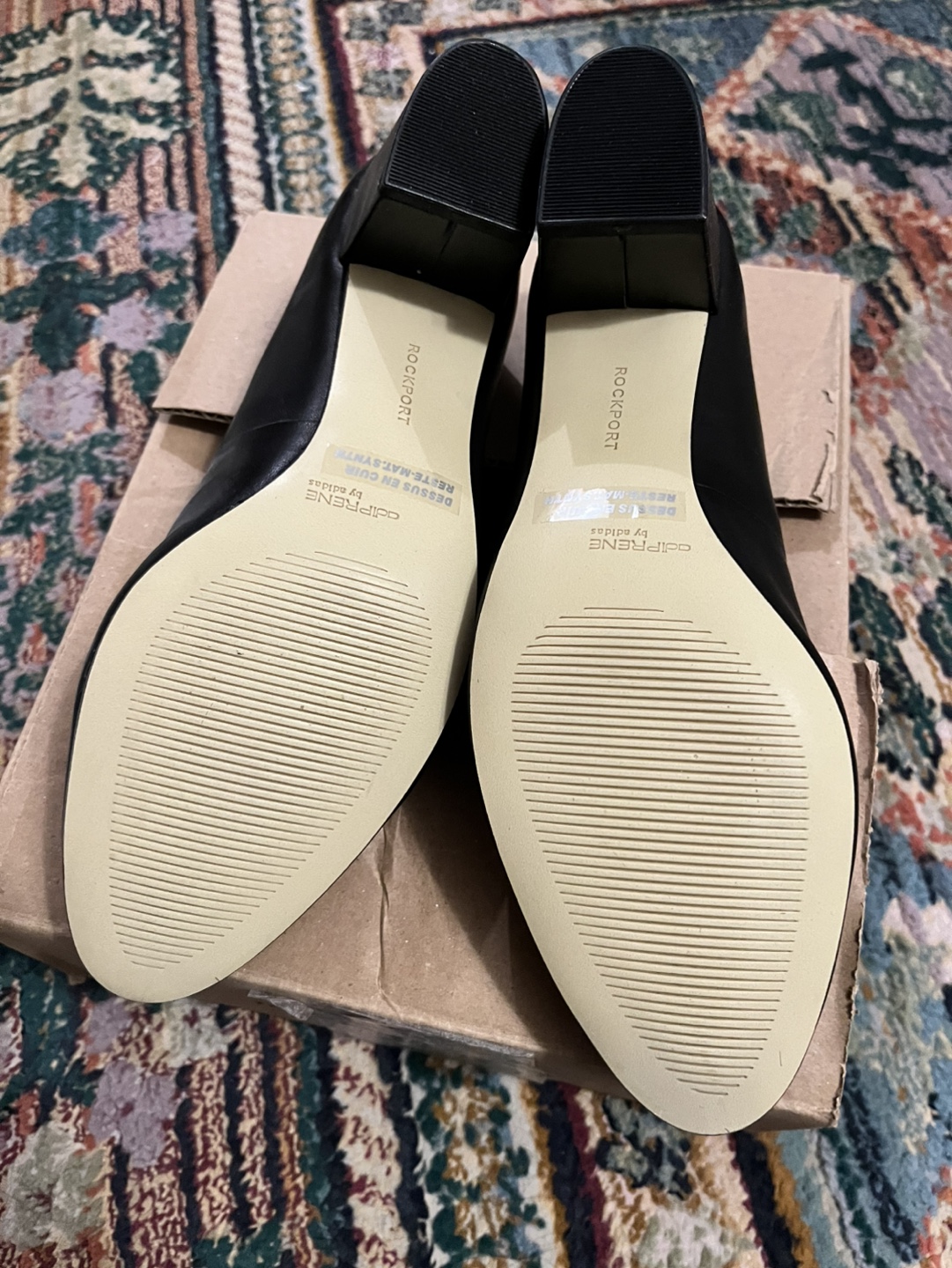 Brand new! Rockport Women's Black Leather Heels - photo 4