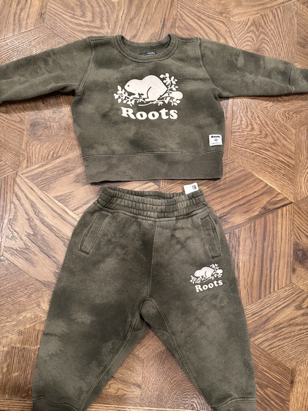Baby Roots Sweatsuit size 12-18