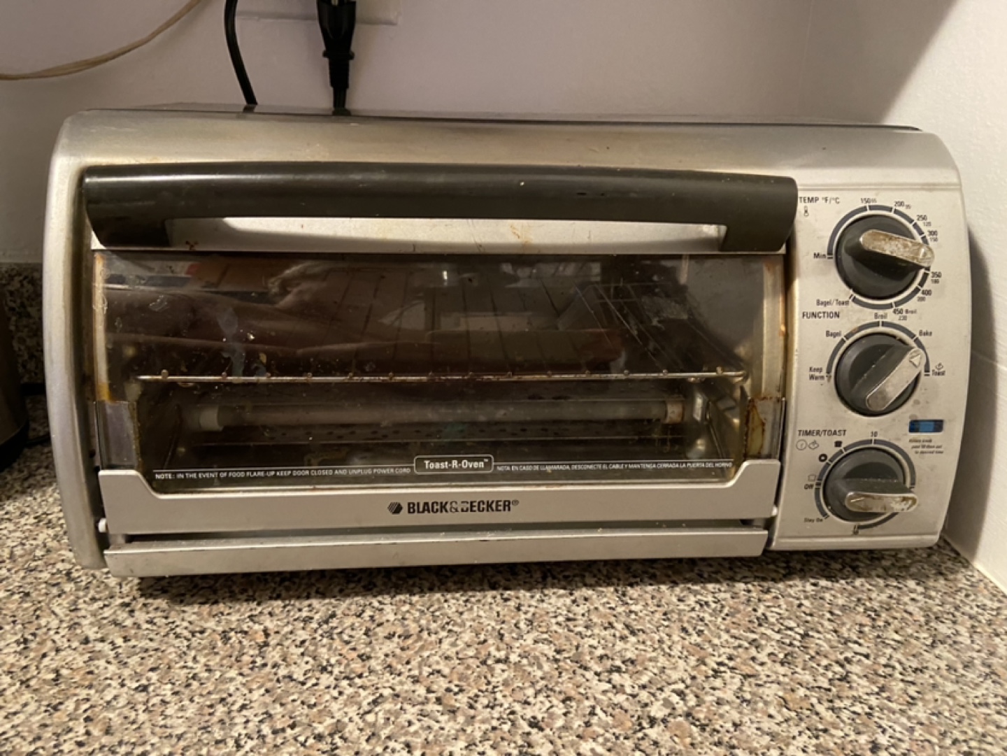 Black & Decker Toast-R-Oven - photo 2