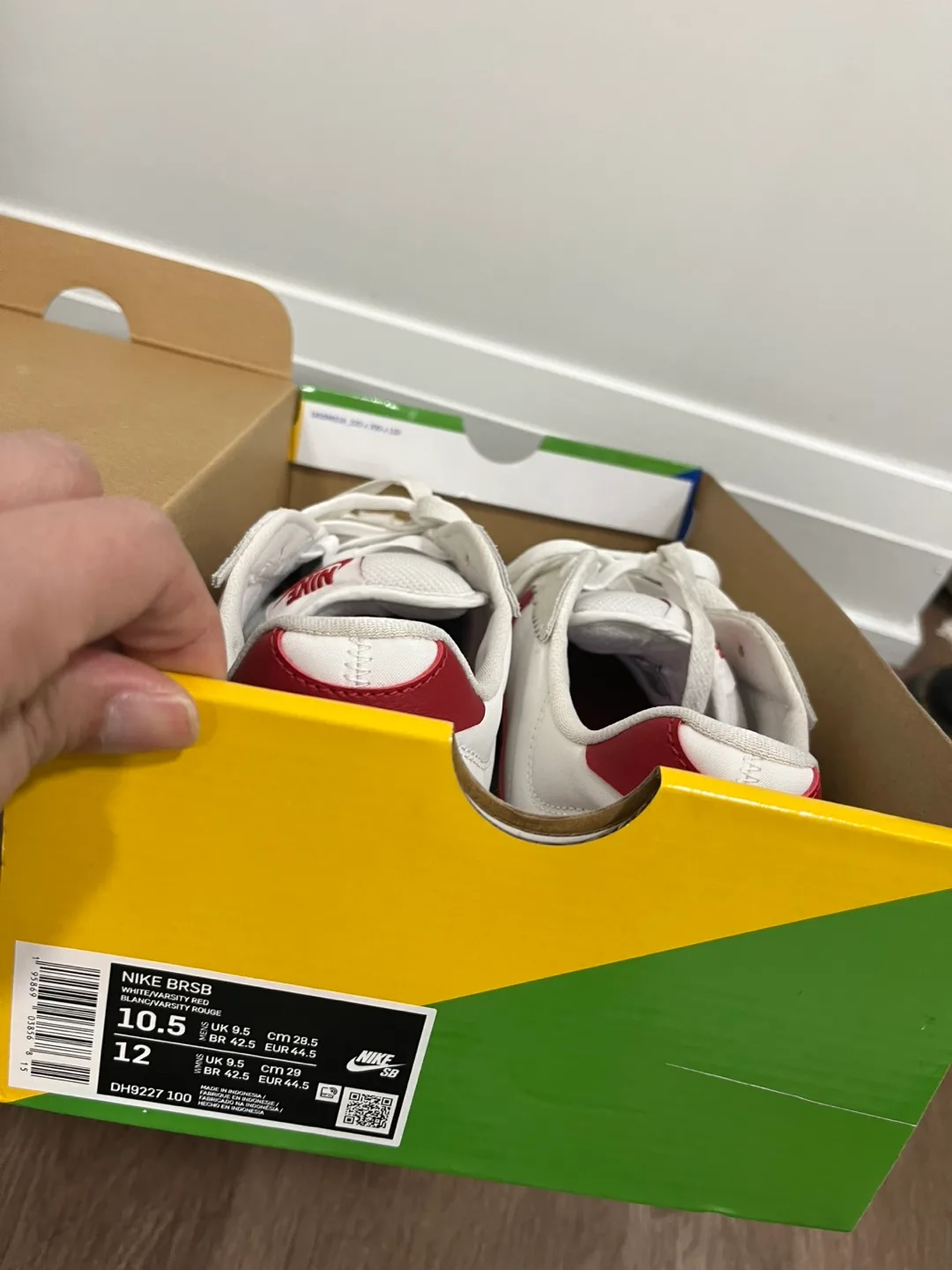 Nike shoes image indicator(6)