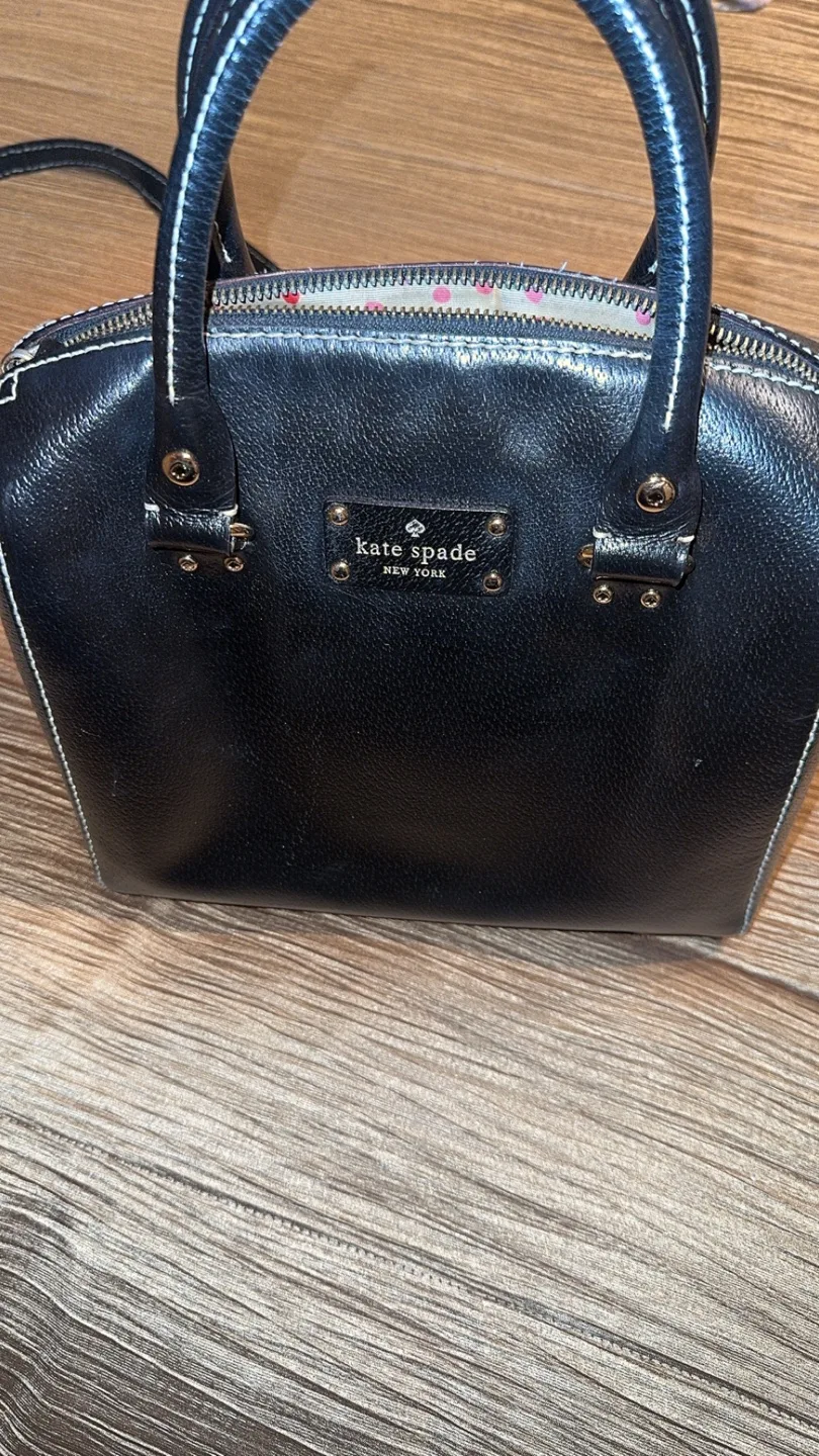 Kate Spade Black Handbag image indicator(2)