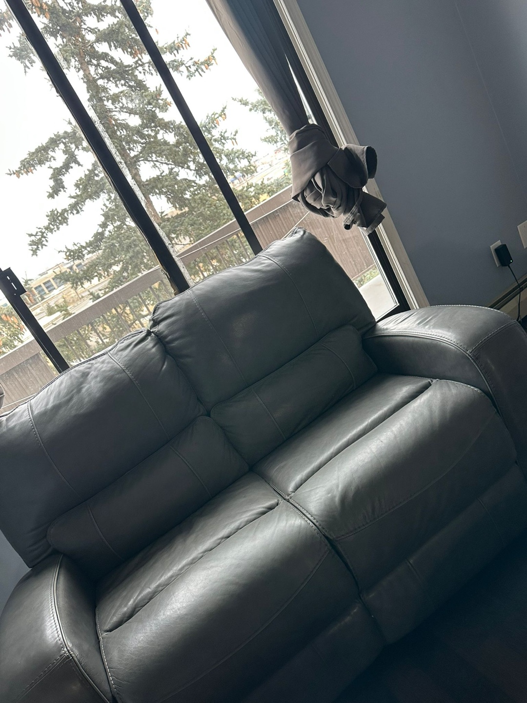 Reclining Leather Sofa