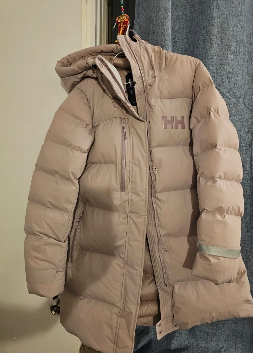 Helly Hansen Women's Down Parka image indicator(2)