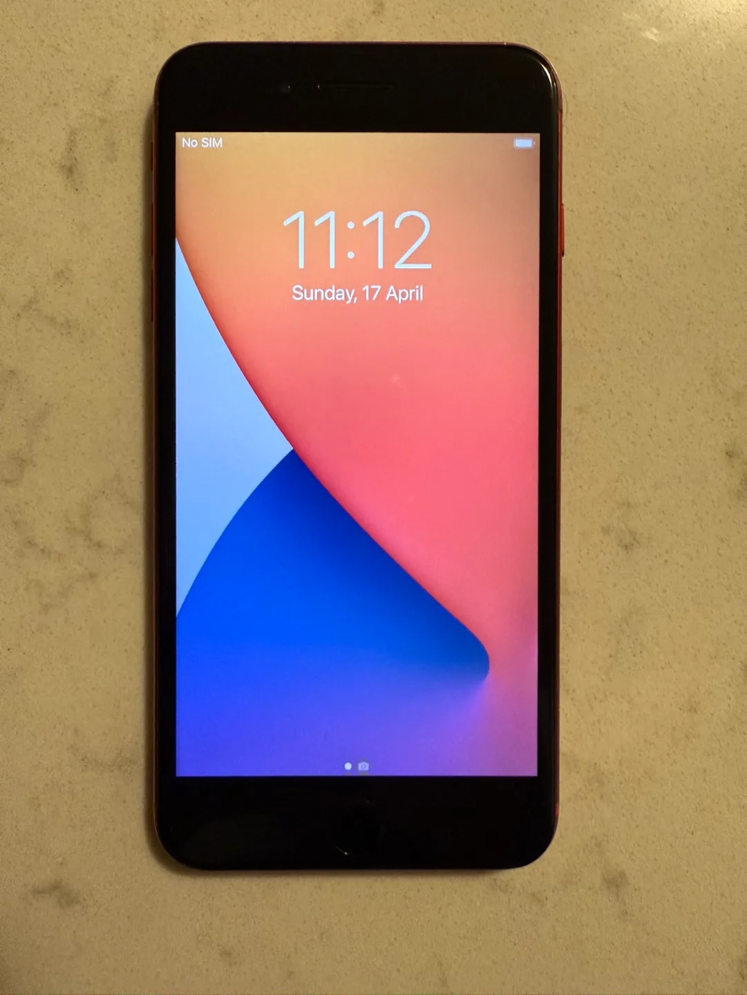 IPHONE 7 PLUS 32GB UNLOCKED 9/10 CONDITION $100 FIRM thumbnail