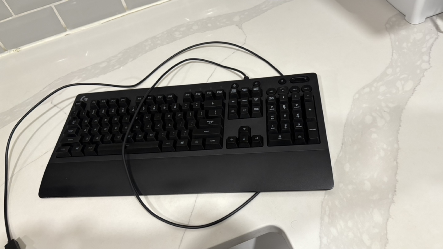 Logitech G213 Wired Gaming Keyboard - photo 3
