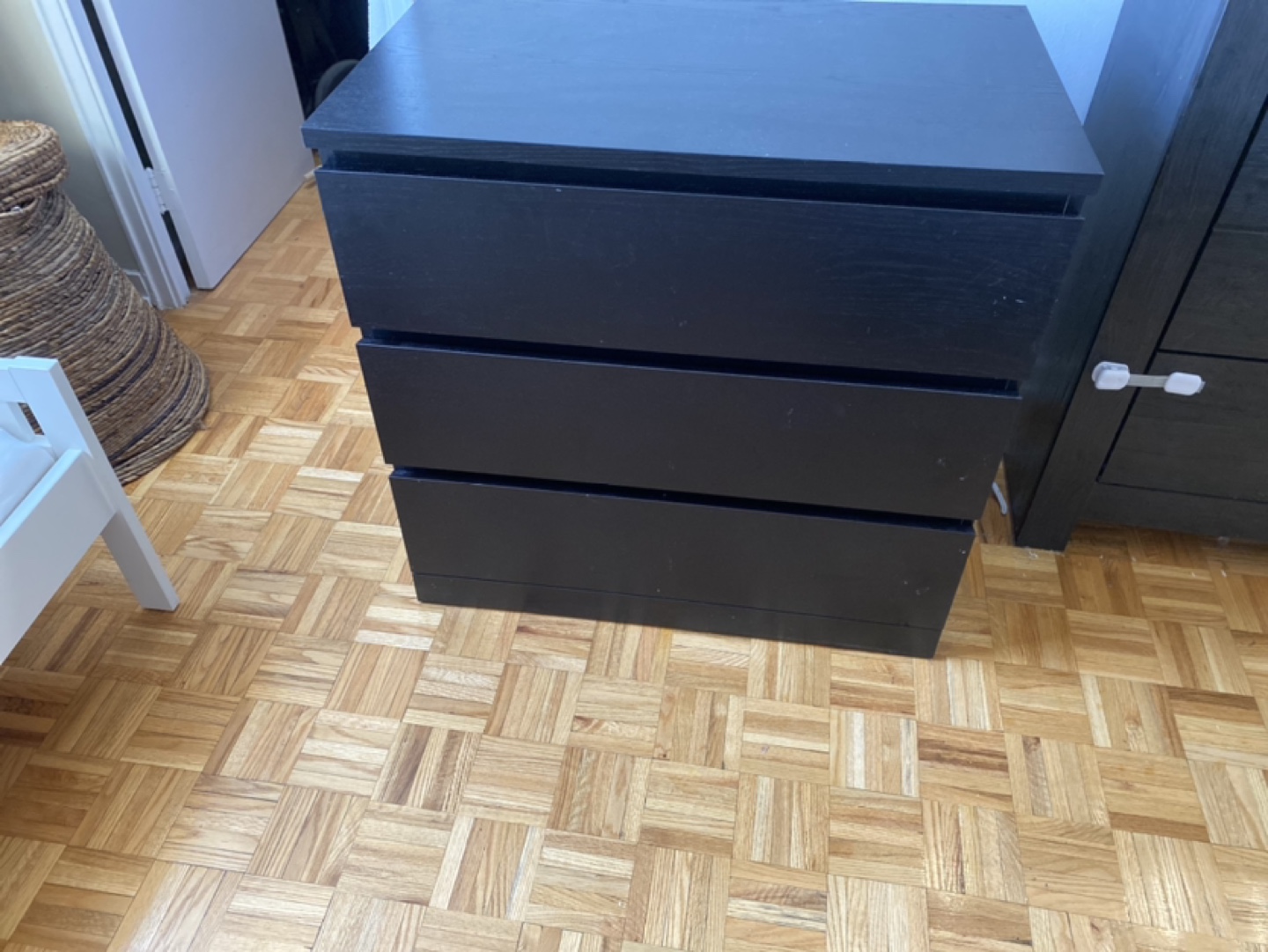 IKEA MALM 3-Drawer Chest - photo 4