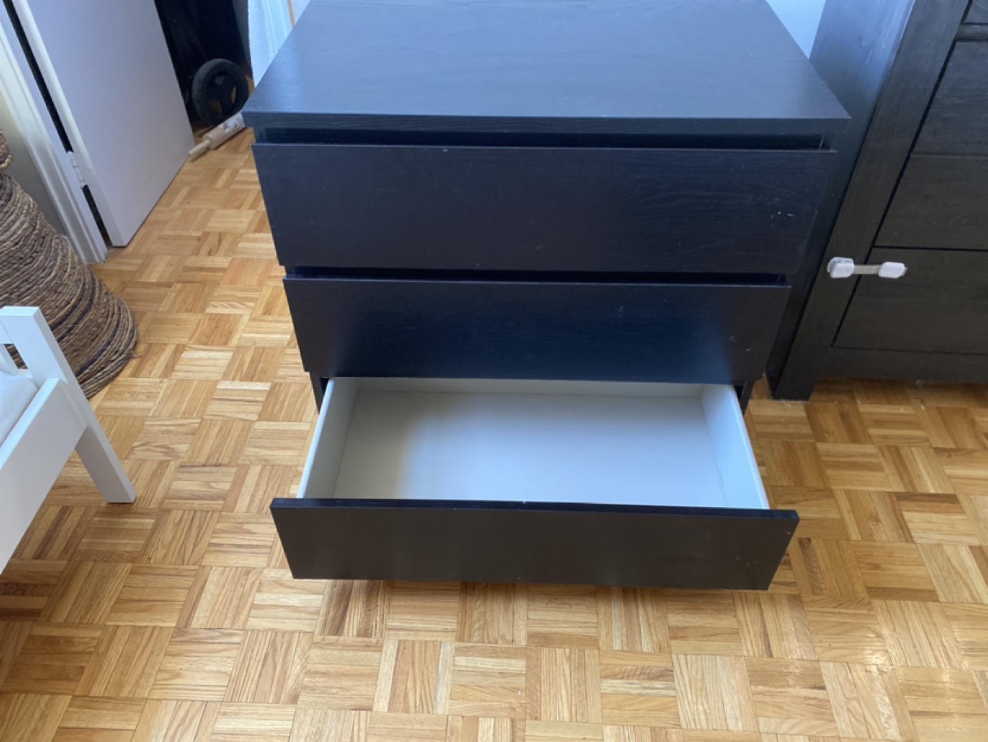 IKEA MALM 3-Drawer Chest - photo 5