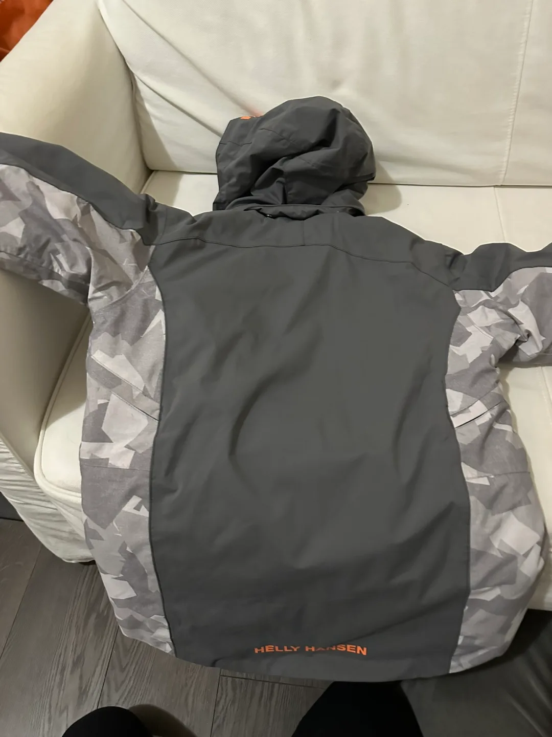 Helly Hansen Kids insulated ski Jacket image indicator(2)