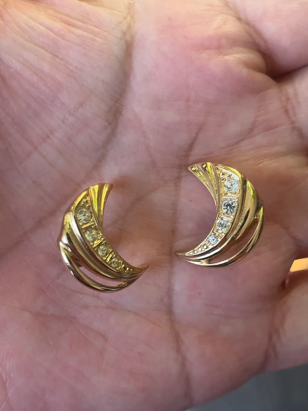 Gold Tone Crescent Moon Earrings image indicator(4)