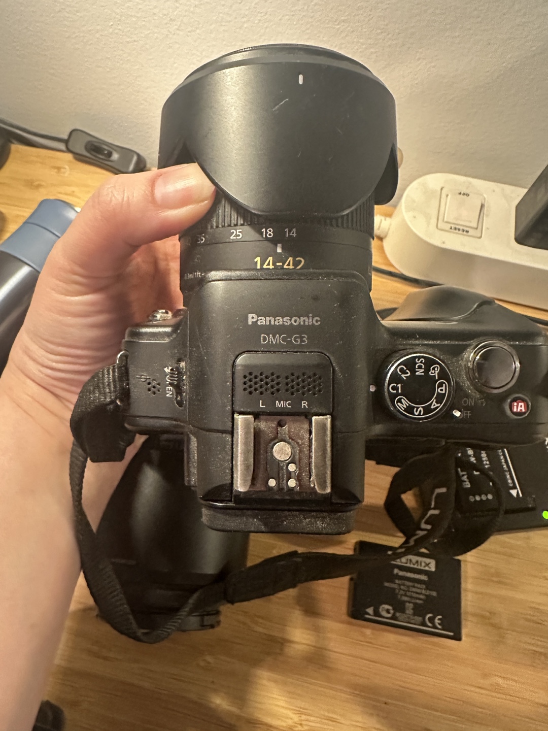 Panasonic Lumix DMC-G3 Camera with Lenses and Accessories - photo 2