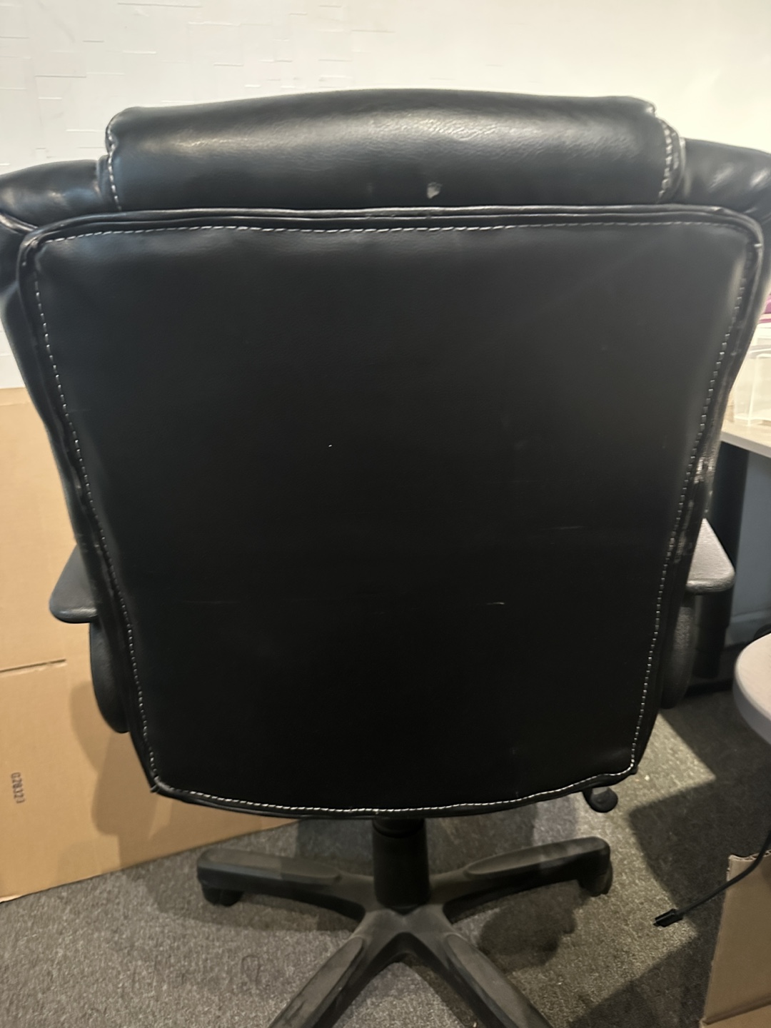 Black Office Chair - photo 2