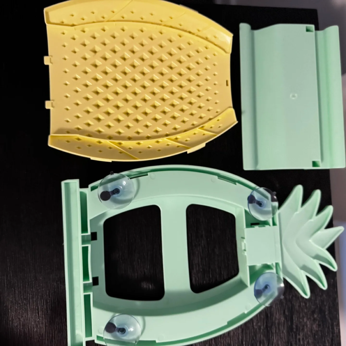 Pineapple Cat Self Groom Tool image indicator(4)