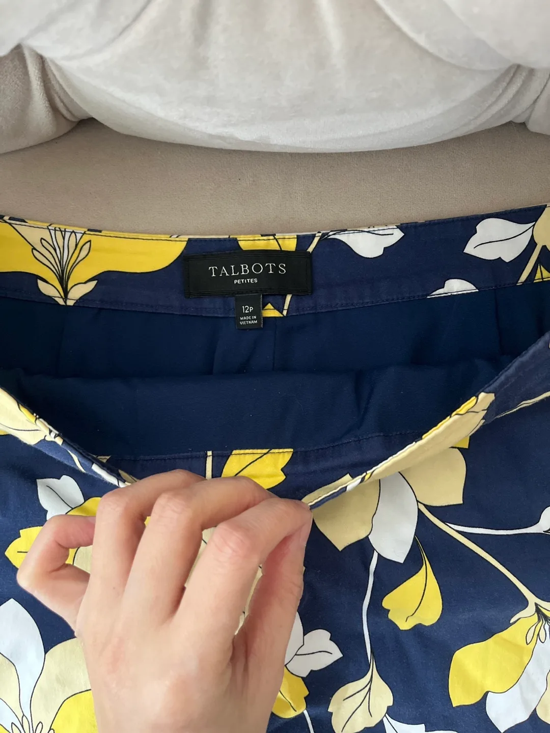 Talbots Petites Floral Skirt image indicator(2)