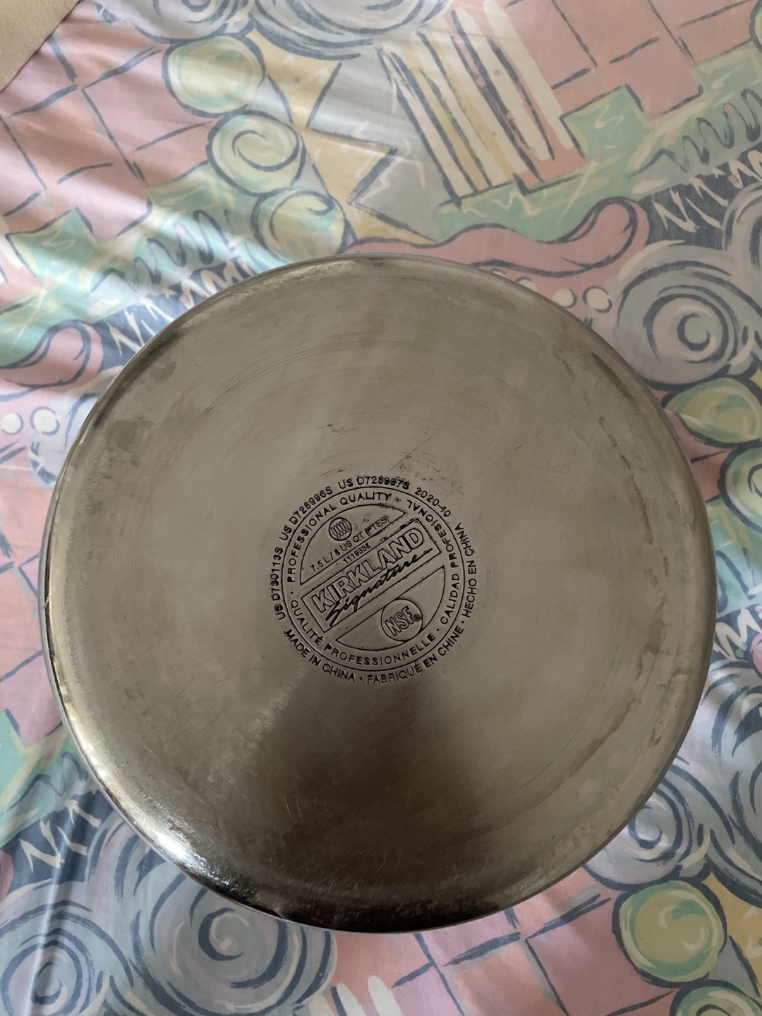 Kirkland Signature Stainless Steel Pot with lid - photo 2