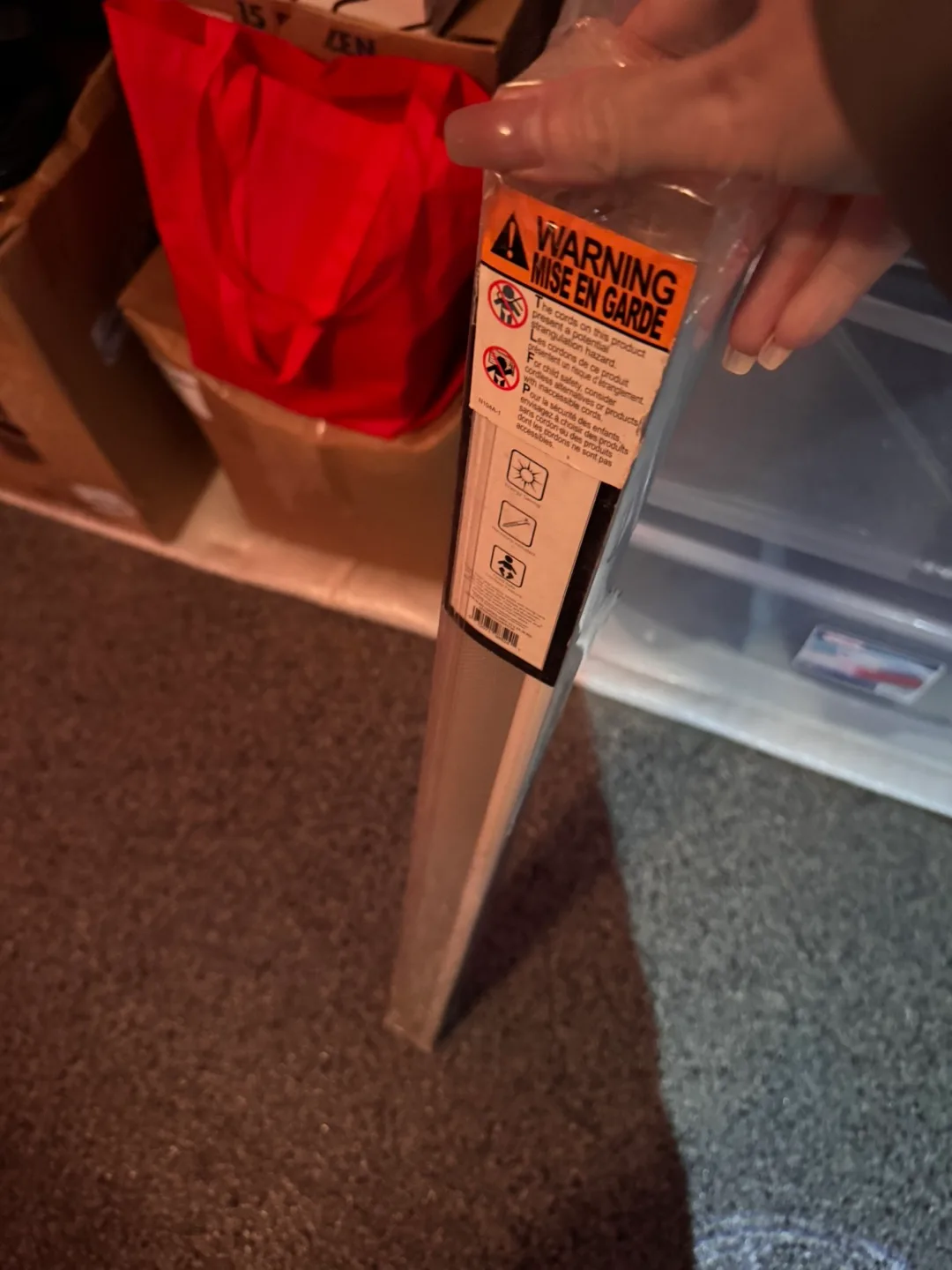 Lauren Taylor Solar Roller Blind image indicator(5)